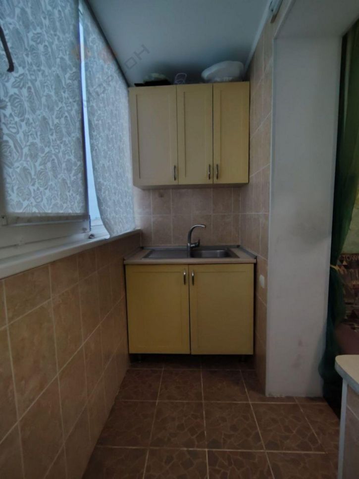 1-комн квартира -, 48а