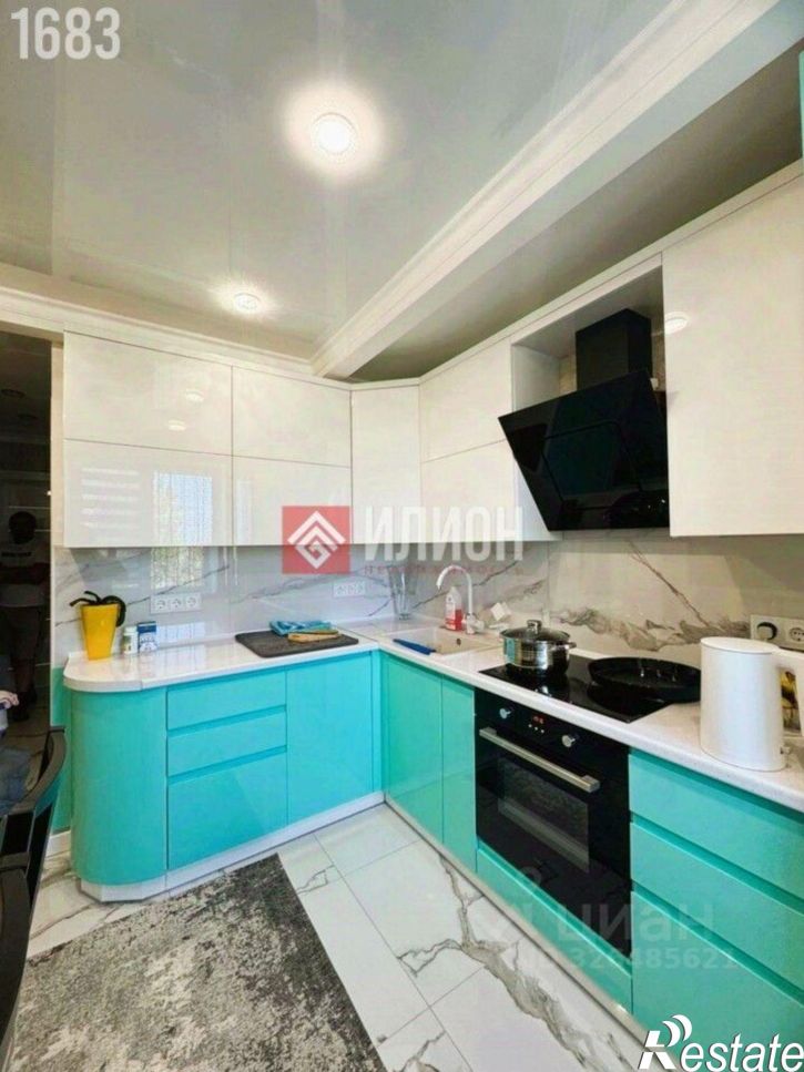 3-комн квартира ул Парашютная, 1,  д. 1