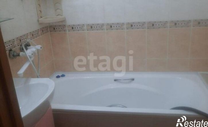 2-комн квартира мкр 10, 13,  д. 13