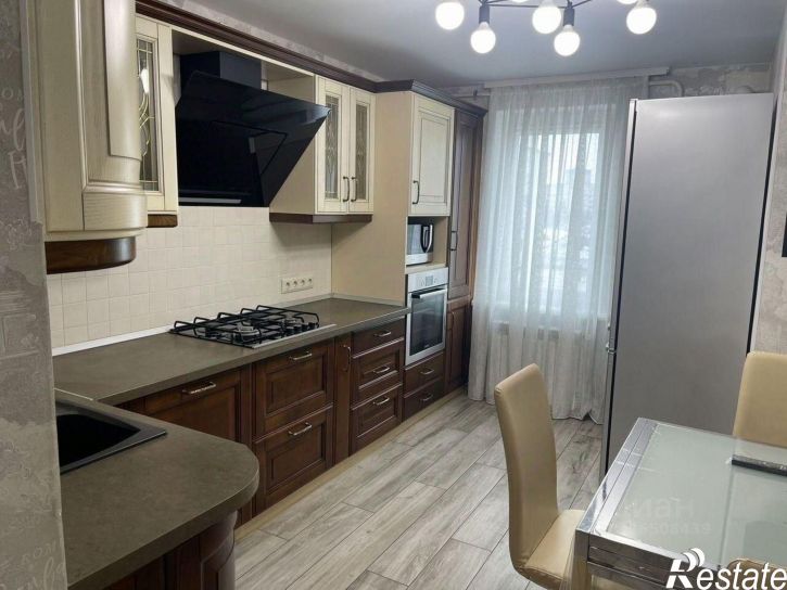3-комн квартира ул Колобова, 18/6,  д. 18/6