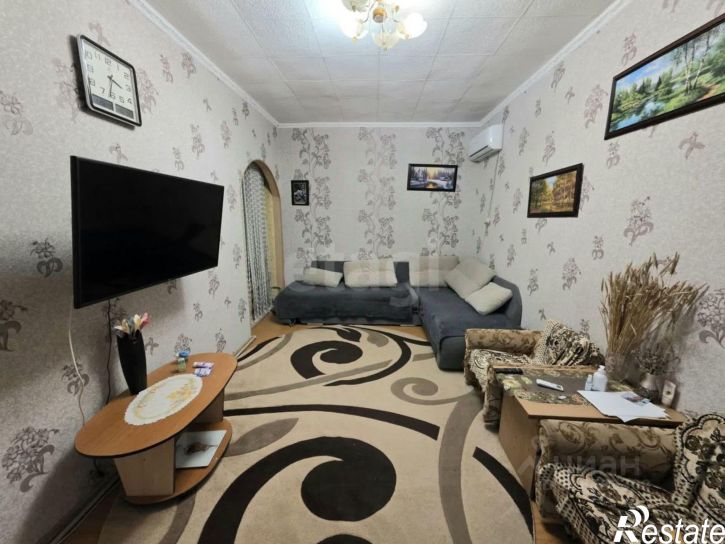 3-комн квартира улица Лобозова, 15,  д. 15