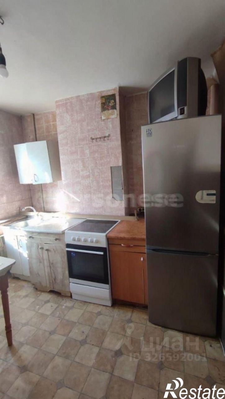 2-комн квартира пр-кт Октябрьской революции, 52А,  д. 52А