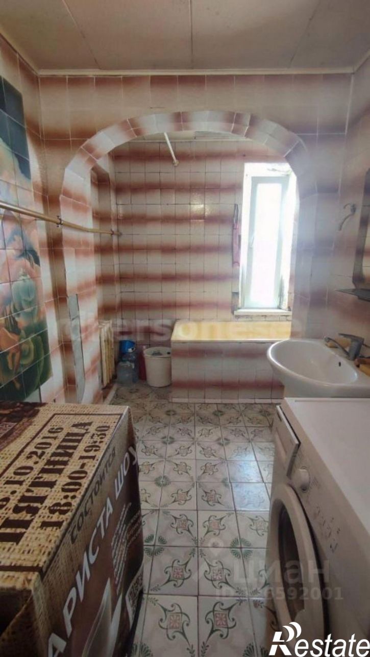 2-комн квартира пр-кт Октябрьской революции, 52А,  д. 52А