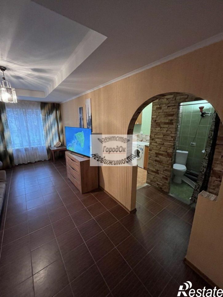 3-комн квартира Строительная ул, 8