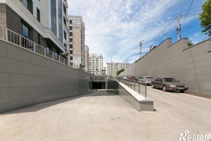 Гараж/парковка улица Адмирала Фадеева