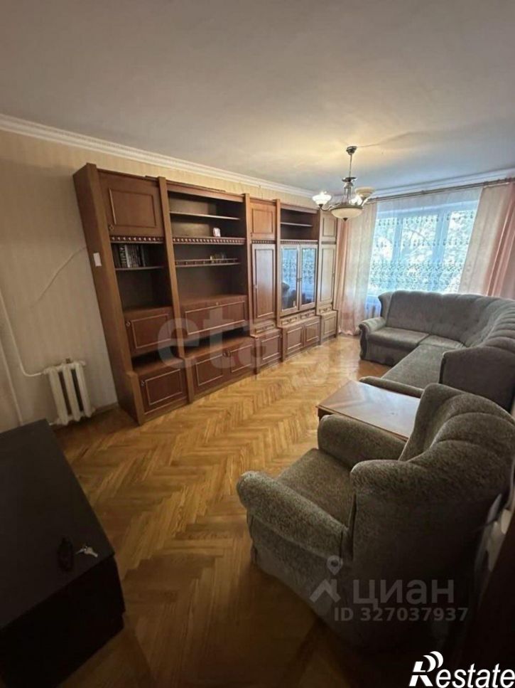 2-комн квартира Южная улица, 60,  д. 60