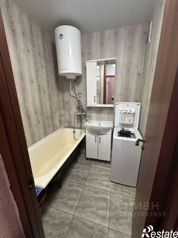 2-комн квартира Южная улица, 60,  д. 60