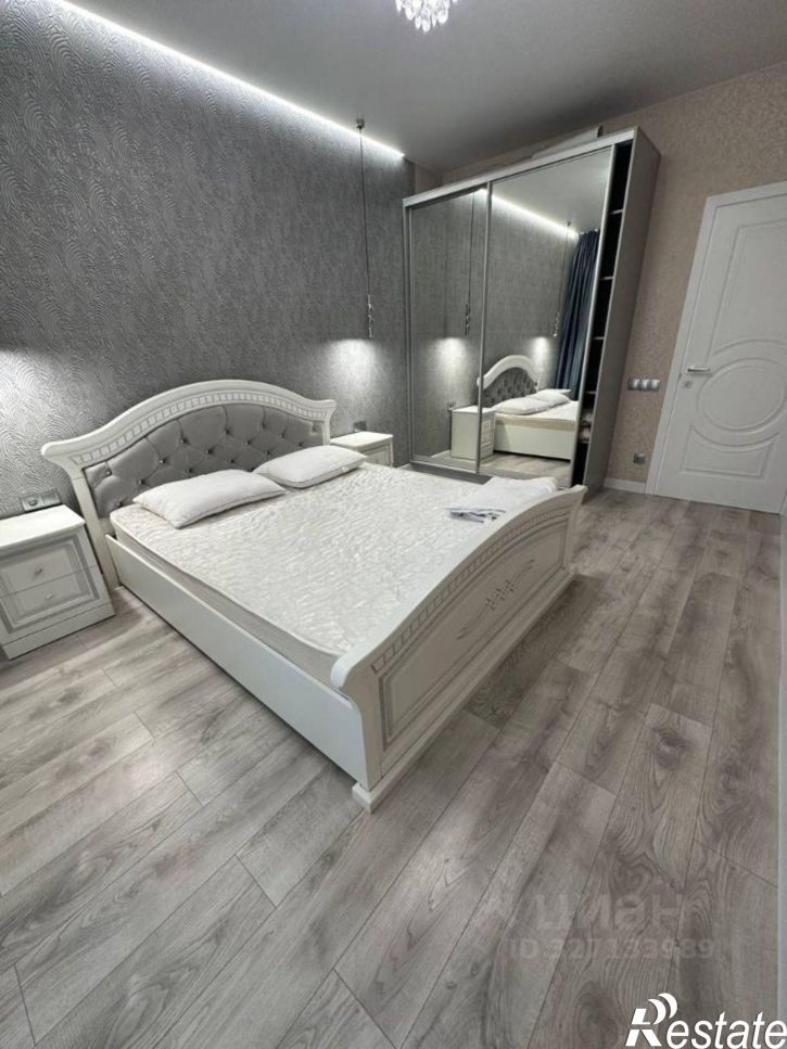 2-комн квартира ул Крымской весны, 4 2,  д. 4 2,  к. 2