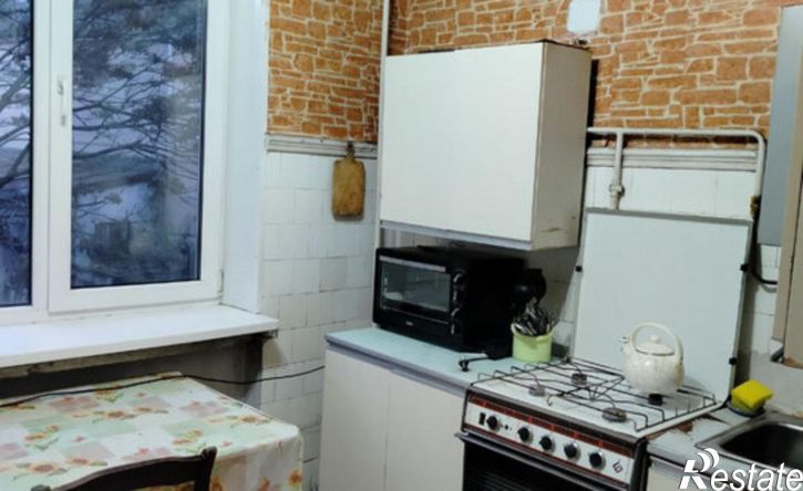 2-комн квартира ул Героев Севастополя, 10,  д. 10