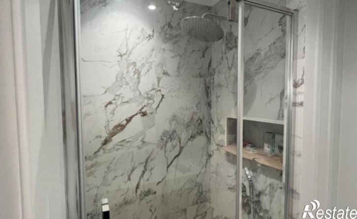 2-комн квартира ул Военных Строителей, 12/3,  д. 12/3