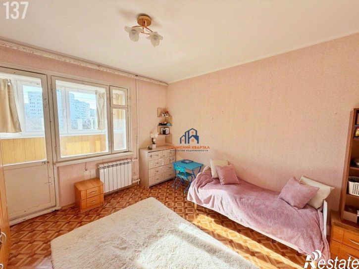 2-комн квартира пр-кт Октябрьской революции, 40,  д. 40