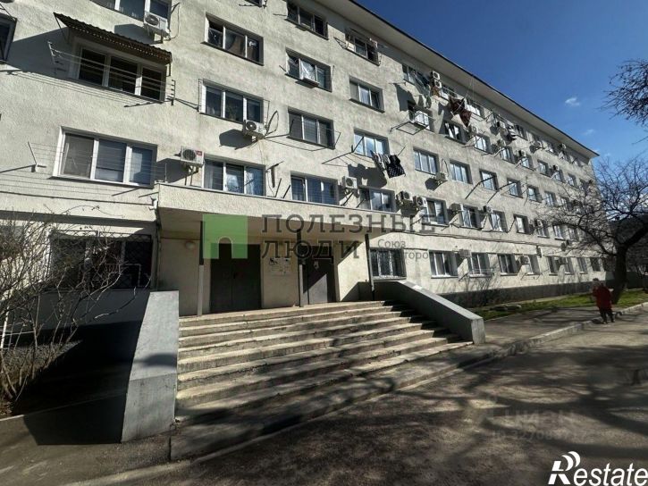 Комната проспект Генерала Острякова, 39,  д. 39