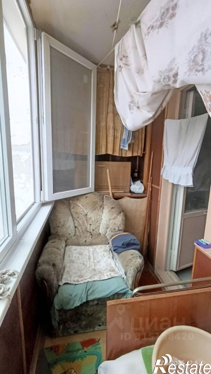 3-комн квартира улица Генерала Мельника, 15,  д. 15