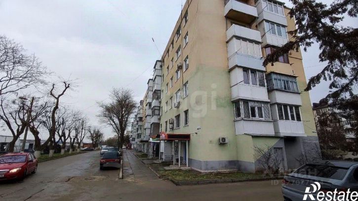 2-комн квартира Строительная улица, 19,  д. 19