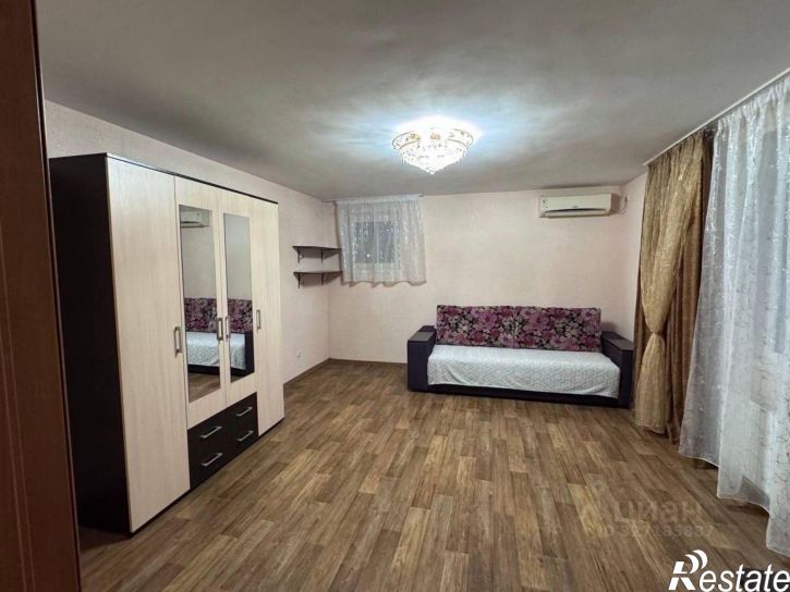 1-комн квартира ул Молодых строителей, 8,  д. 8