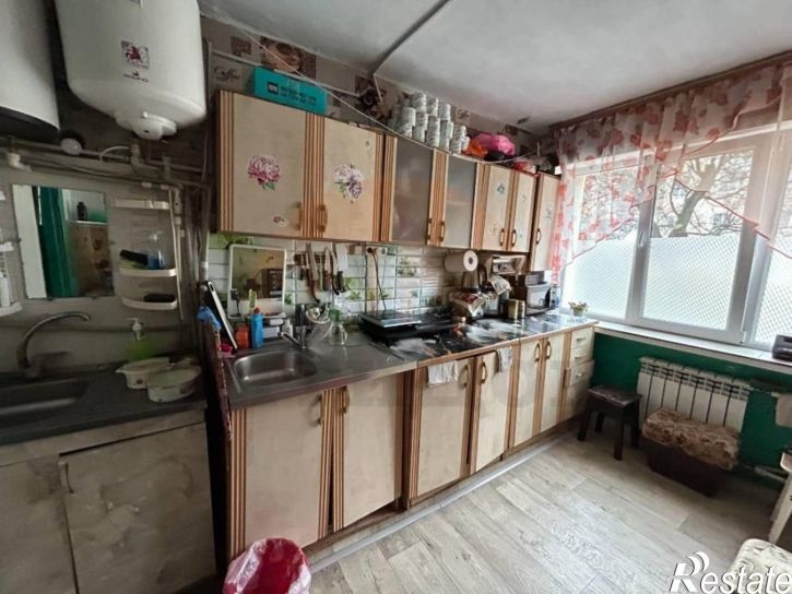 Комната Строительная ул., 8