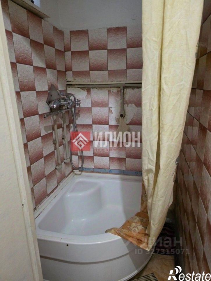 Комната ул Ефремова, 32,  д. 32