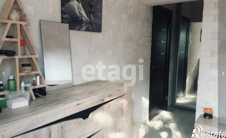 4-комн квартира ул Генерала Хрюкина, 8Б,  д. 8Б