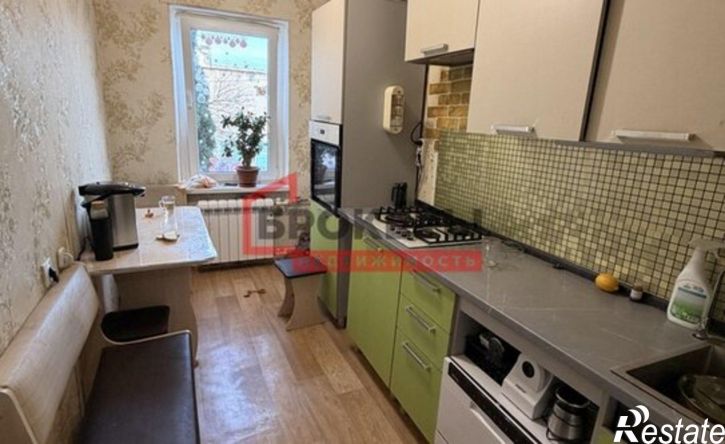 4-комн квартира ул Генерала Хрюкина, 8Б,  д. 8Б