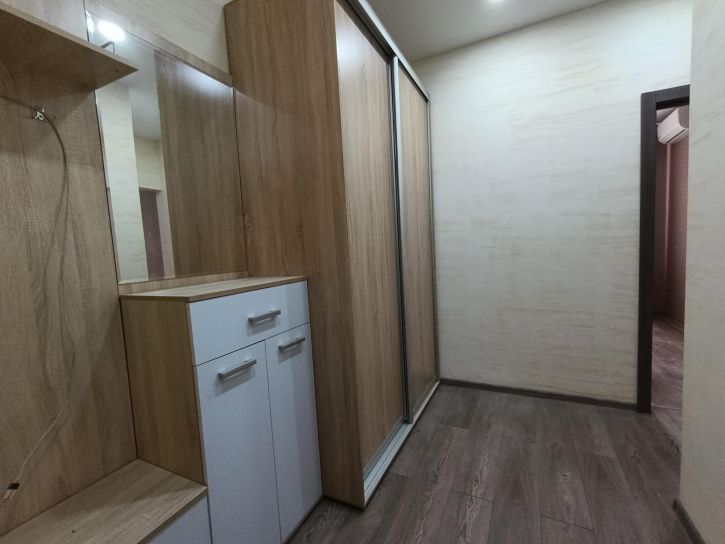 2-комн квартира Крымской весны улица,1к1