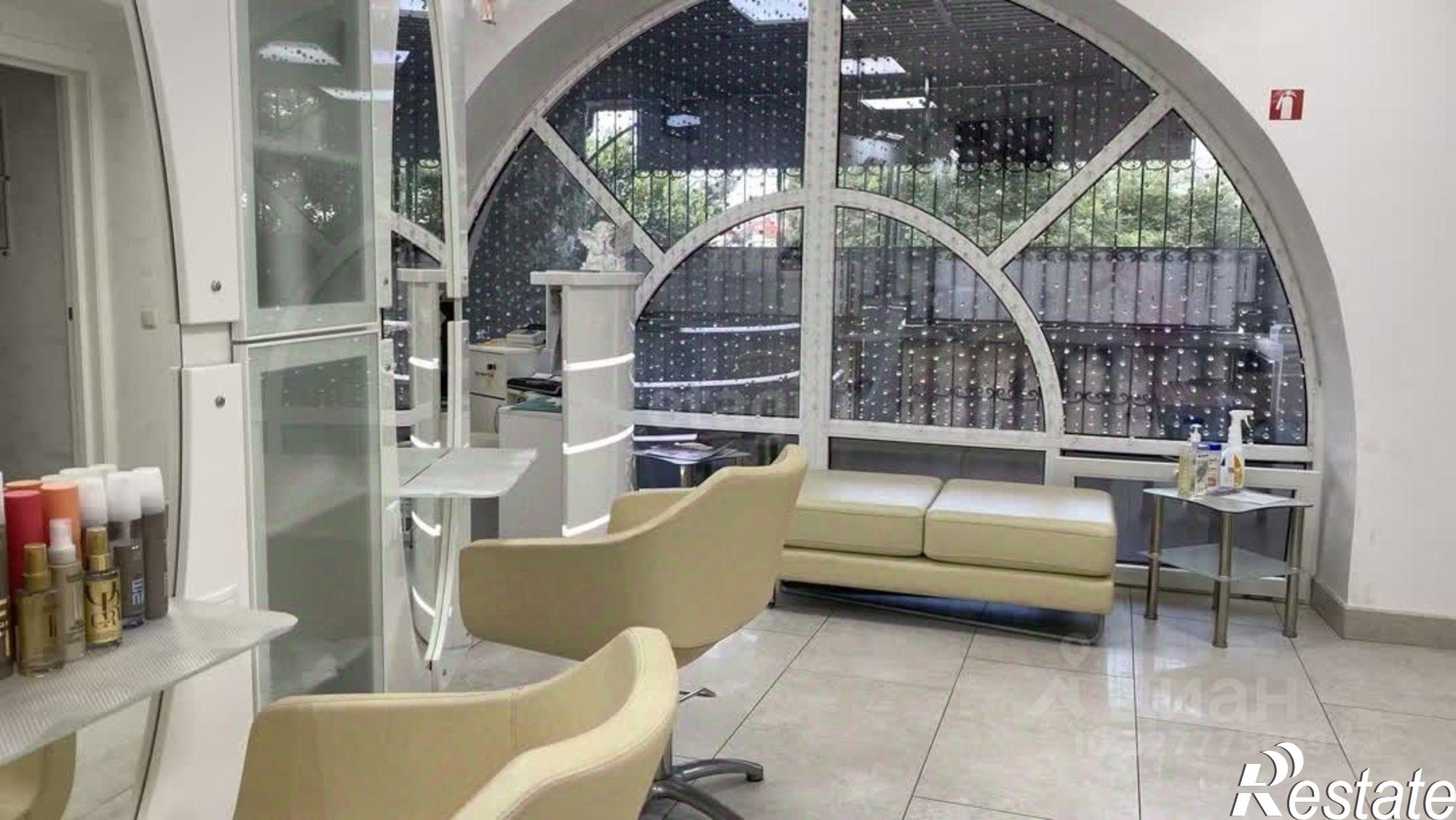 Купить офис, помещение под офис за 23 000 000 рублей на Античный пр-кт, 4