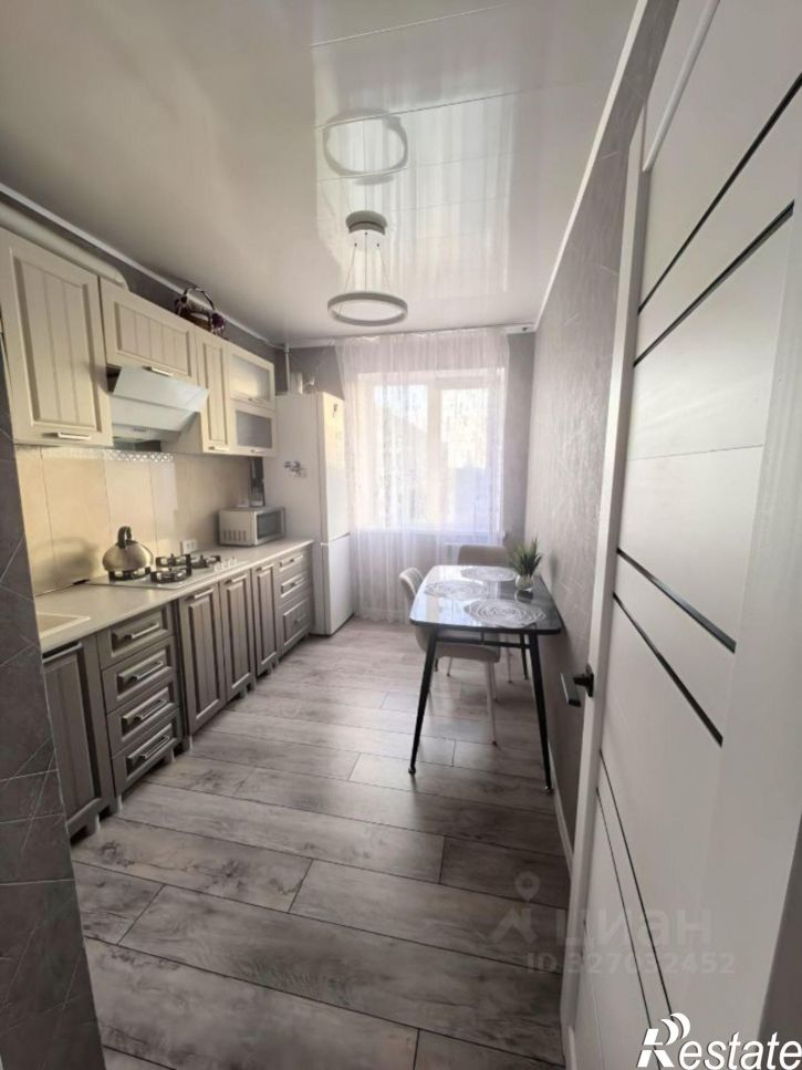 3-комн квартира улица Энгельса, 15,  д. 15