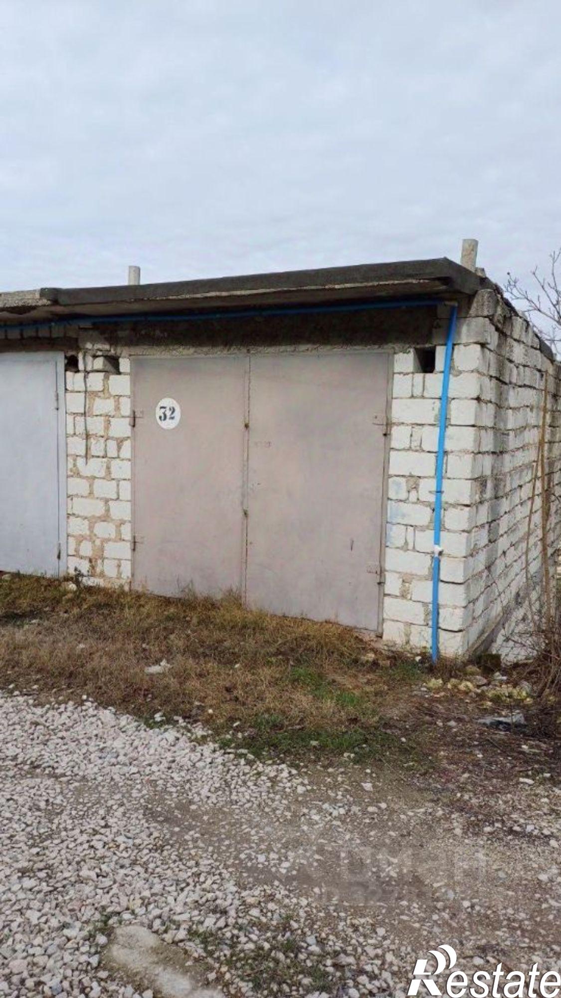 Купить гараж, место в паркинге за 1 300 050 рублей на ул Астраханская, 20