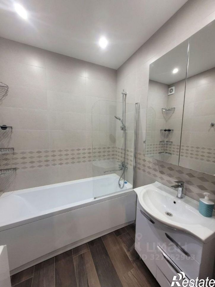 2-комн квартира ул Крымской весны, 2,  д. 2