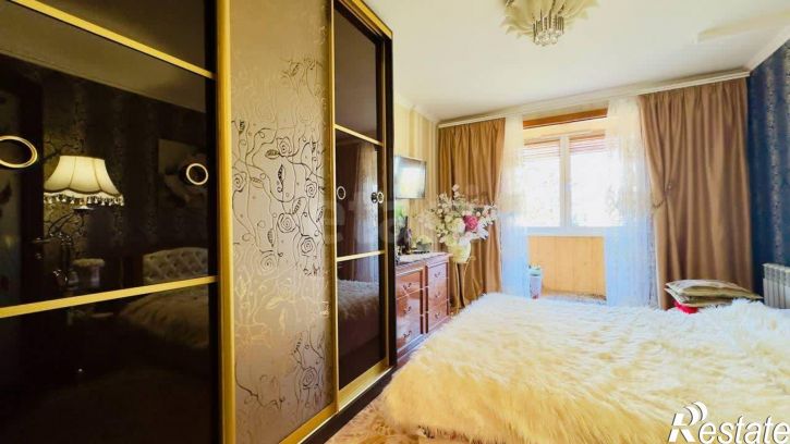 3-комн квартира ул Героев Бреста, 21,  д. 21