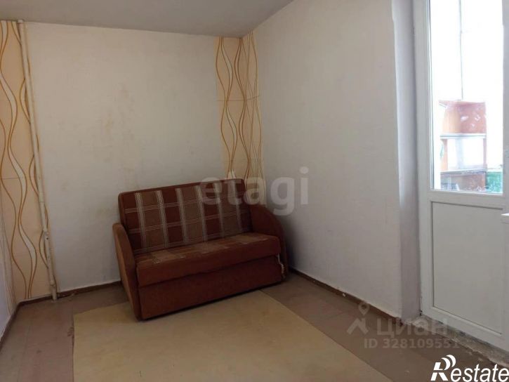 3-комн квартира улица Серафимовича, 28,  д. 28