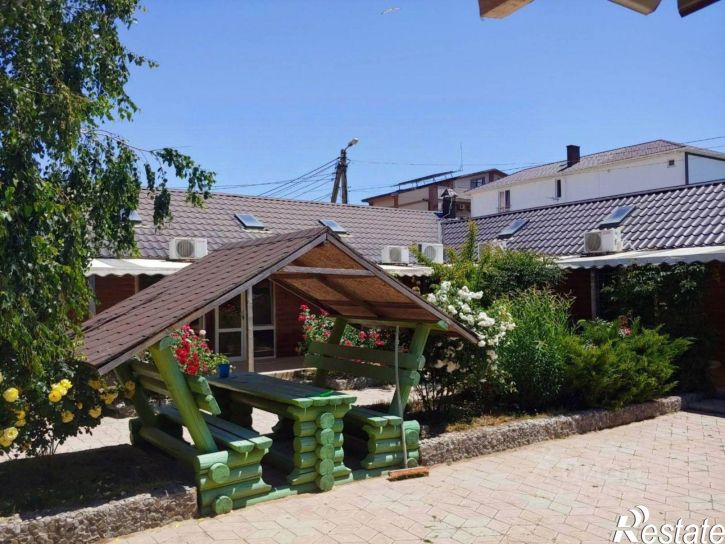 Отдельное здание Евпаторийская улица