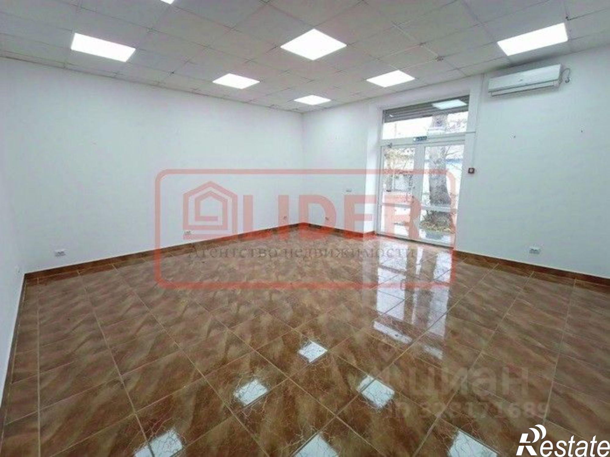Сдать торговое помещение за 76 505 рублей на ул Шабалина, 6
