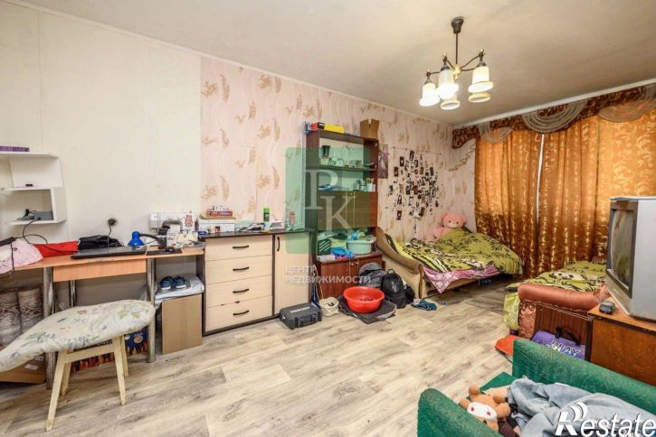 2-комн квартира Менжинского улица, 27,  д. 27