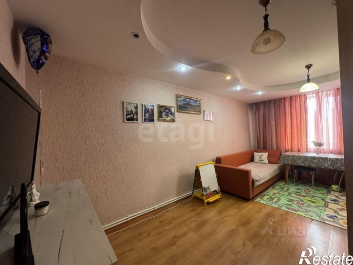 3-комн квартира улица Чкалова, 49,  д. 49