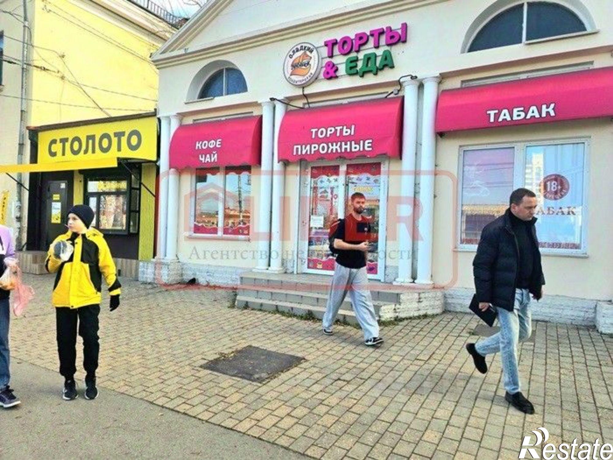 Сдать торговое помещение за 100 000 рублей на пл Восставших, 3
