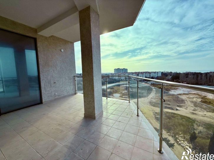 3-комн квартира Севастополь, улица Пляж Омега, 39с1