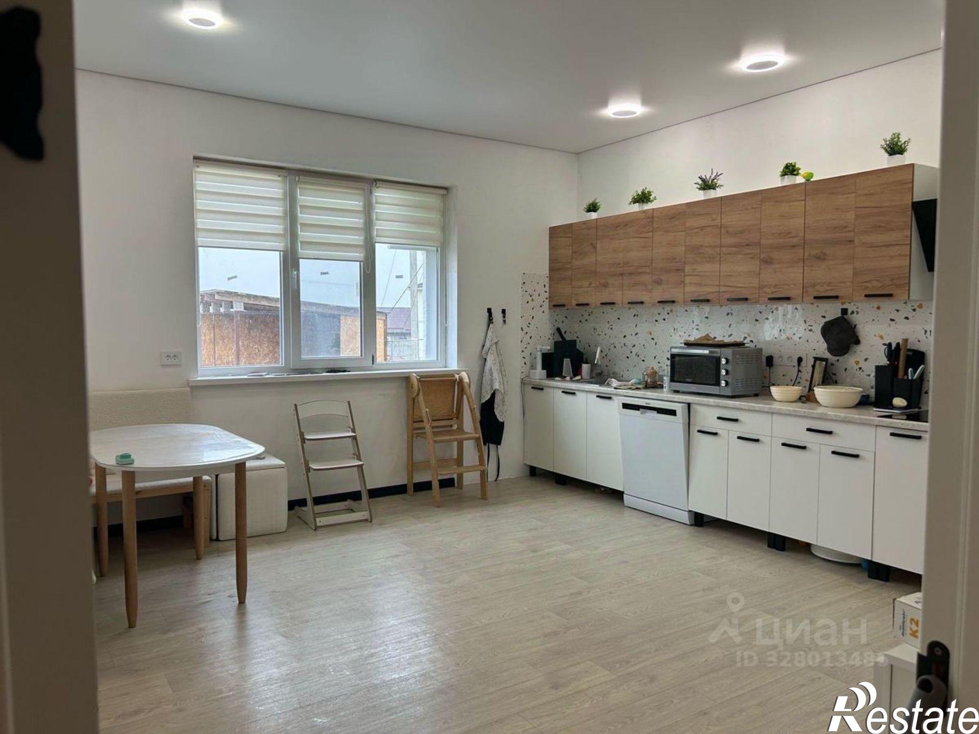 Купить дачу, дом, коттедж за 10 500 000 рублей на ул им Абдулы Тейфукъ, 50
