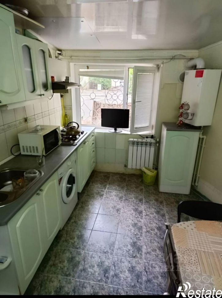 3-комн квартира Керчь, улица Володи Дубинина