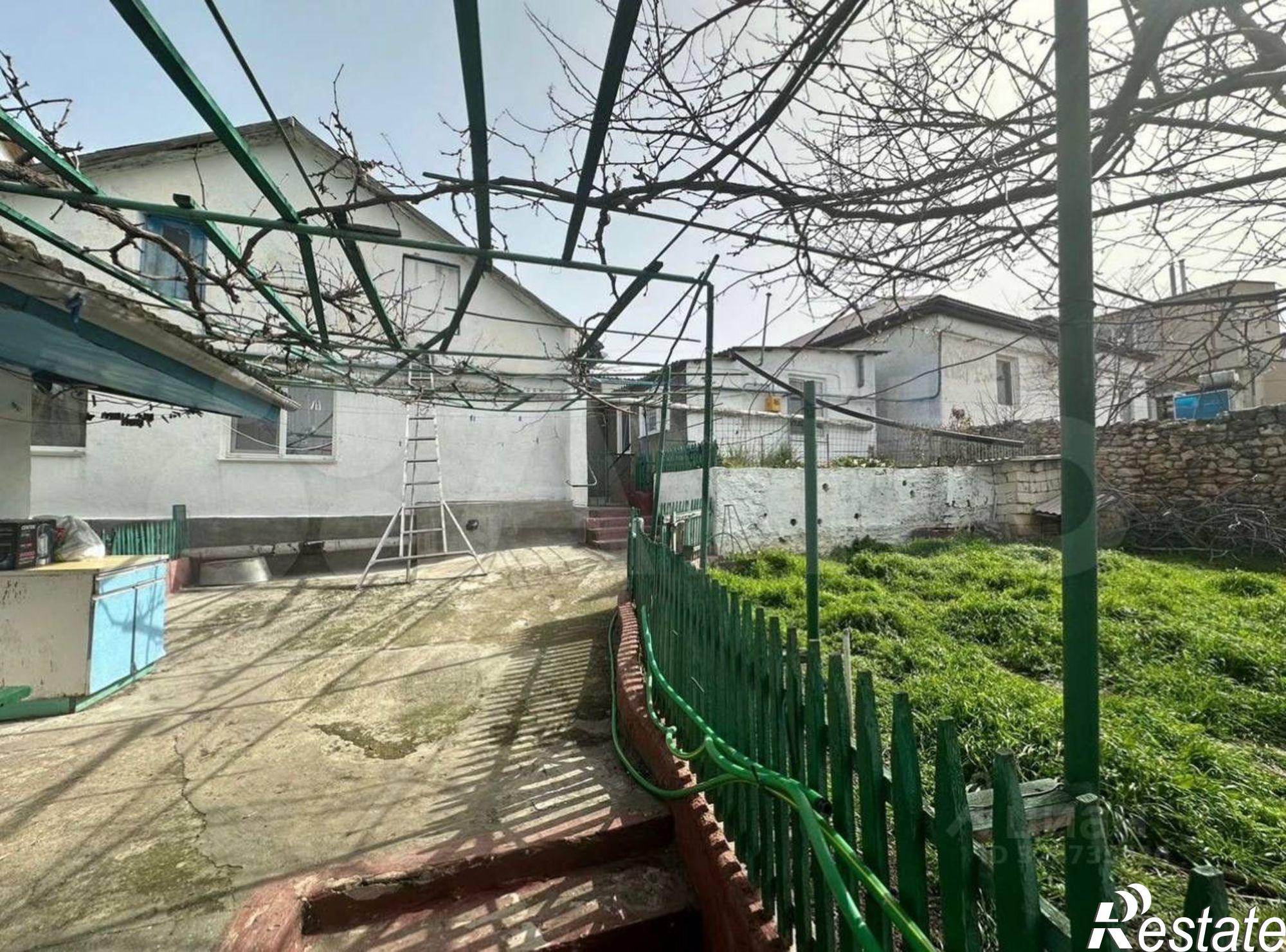 Купить дачу, дом, коттедж за 25 300 000 рублей на ул Краснодонцев, 52