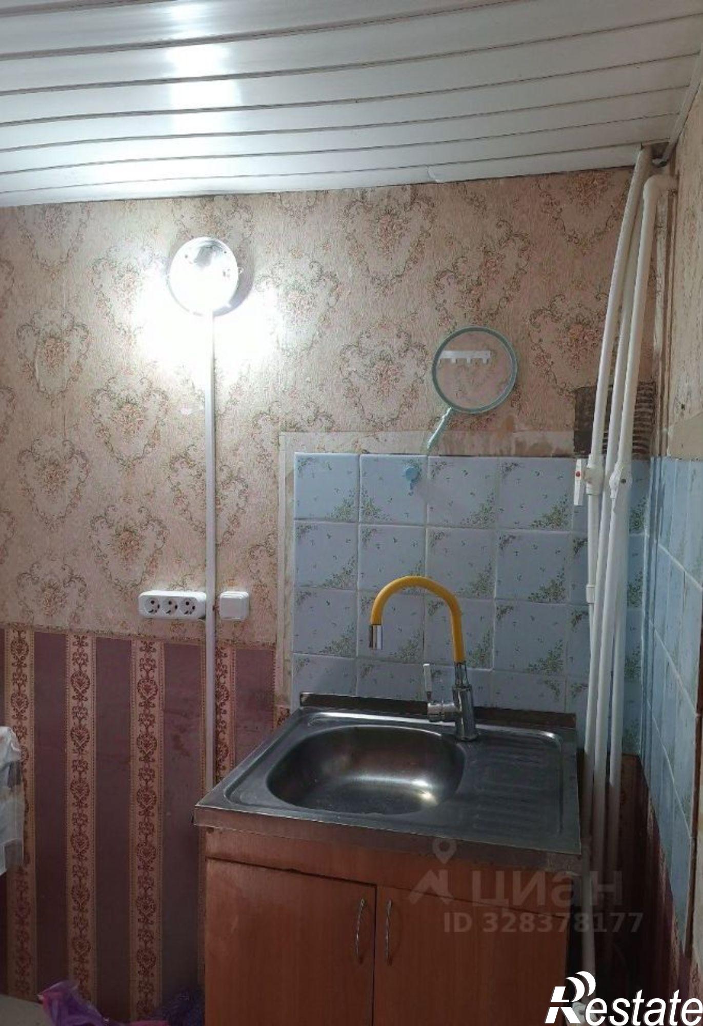 Сдать комнату за 10 000 рублей на ул Челюскинцев, 40