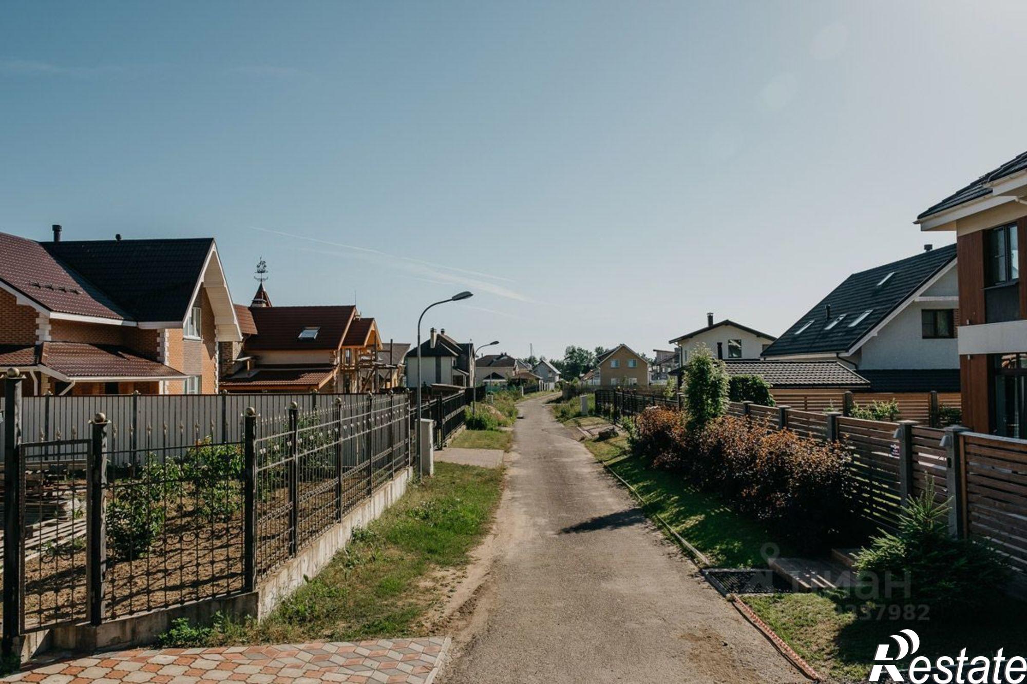 Купить землю, земельный участок за 900 000 рублей на ул Гагарина