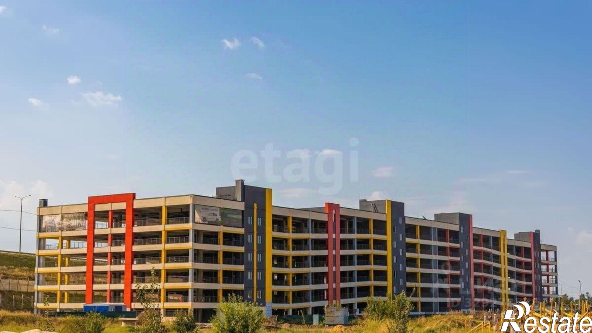 Купить гараж, место в паркинге за 1 600 000 рублей на ул Крымской весны, 2