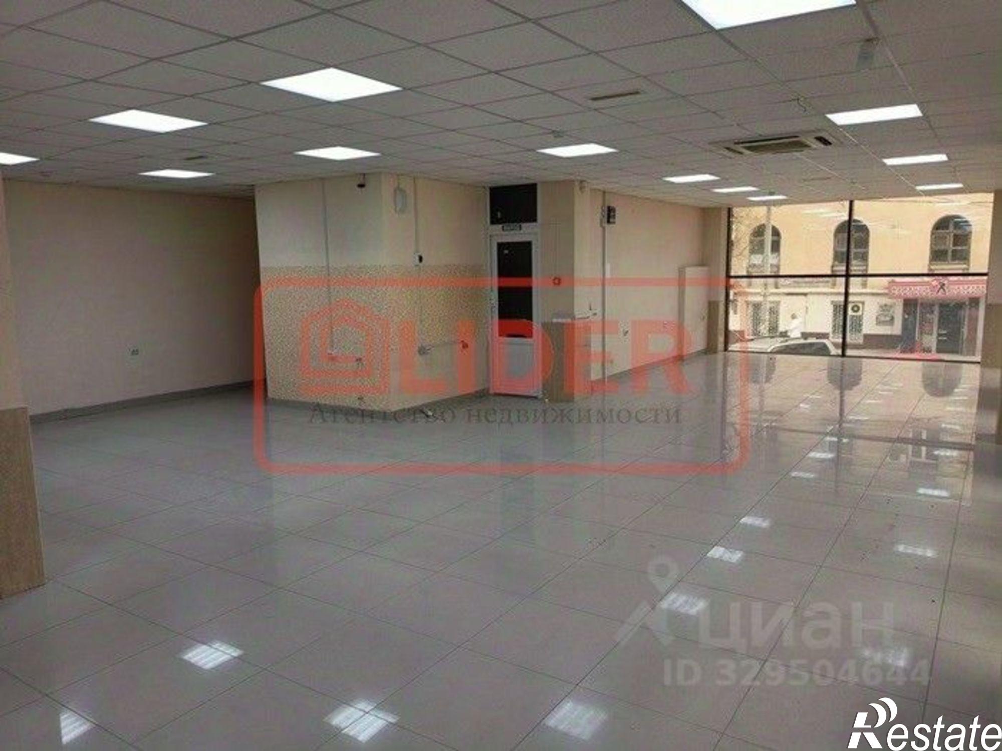 Сдать торговое помещение за 200 010 рублей на улица Очаковцев