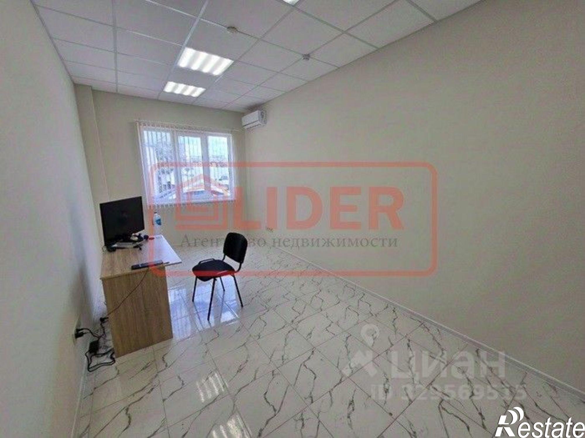 Сдать офис, помещение под офис за 14 500 рублей на улица Горпищенко, 39А