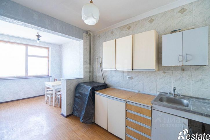 3-комн квартира ул Лизы Чайкиной, 99 1,  д. 99 1,  к. 1