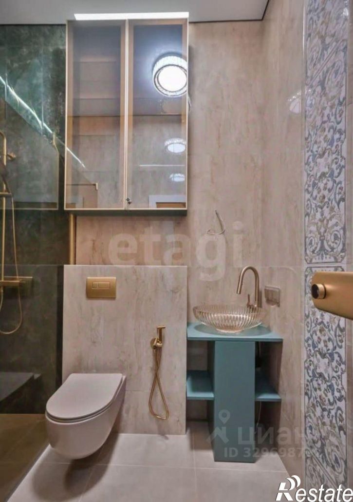 2-комн квартира улица Высоцкого, 5А,  д. 5А