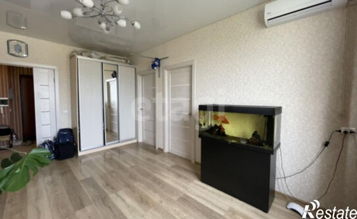 3-комн квартира Симферополь, Луговая улица, 6Жк1