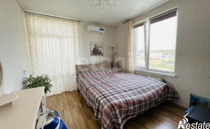 3-комн квартира Симферополь, Луговая улица, 6Жк1