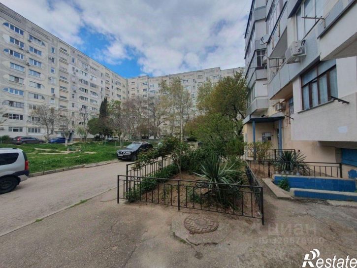 3-комн квартира улица Бориса Михайлова, 3,  д. 3
