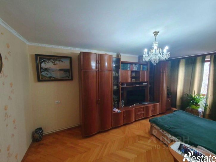 3-комн квартира улица Бориса Михайлова, 3,  д. 3